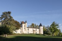 L'extérieur du Château Malrome à Bordeaux, France