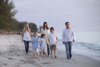 Pour la famille Labelle, les promenades sur la plage sont une tradition quotidienne