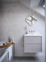 Salle de bains moderne de style campagnard 